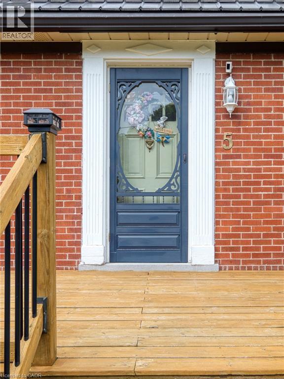 5 Brentwood Avenue, Kitchener, ON