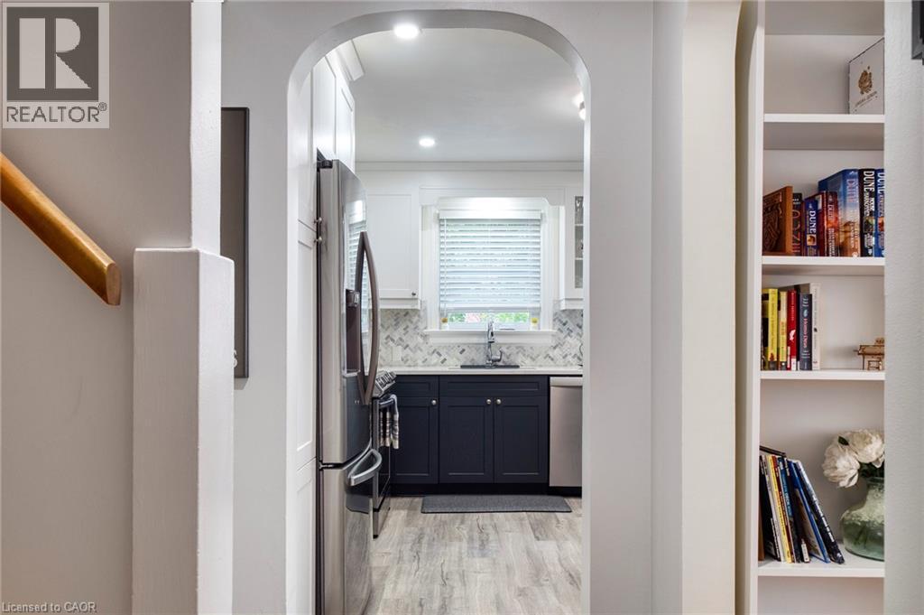 5 Brentwood Avenue, Kitchener, ON