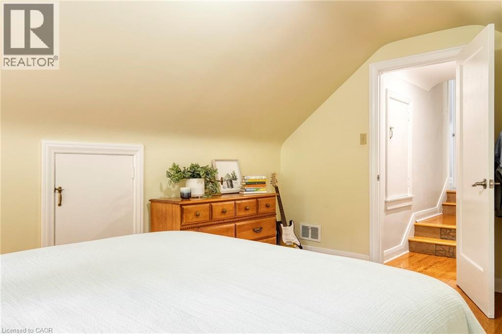 5 Brentwood Avenue, Kitchener, ON