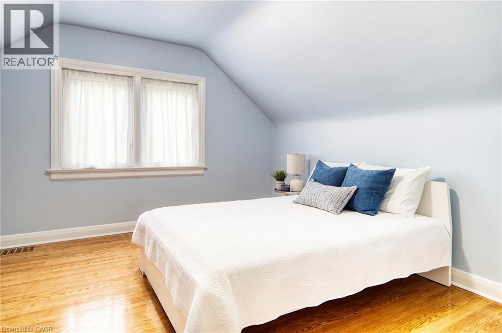 5 Brentwood Avenue, Kitchener, ON