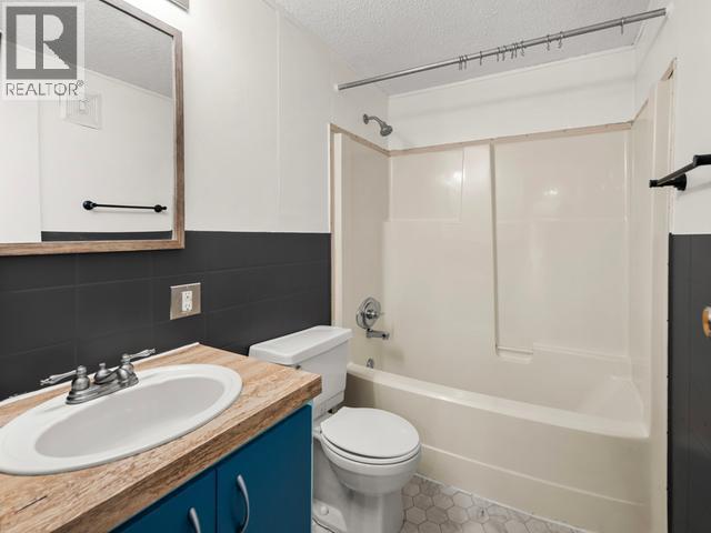 8 Cache Place, Whitehorse, YT