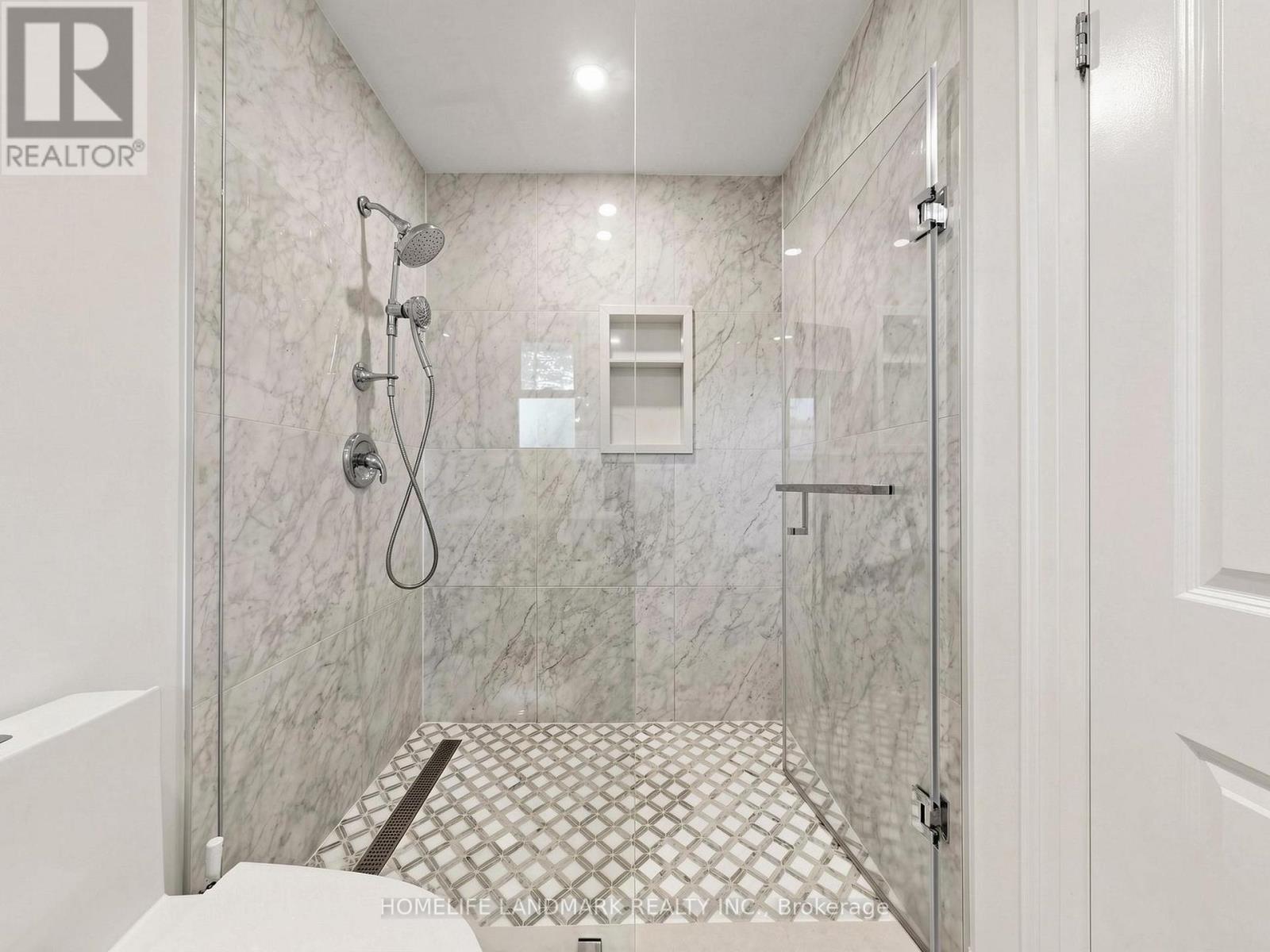 3275 Credit Heights Drive, Mississauga, ON