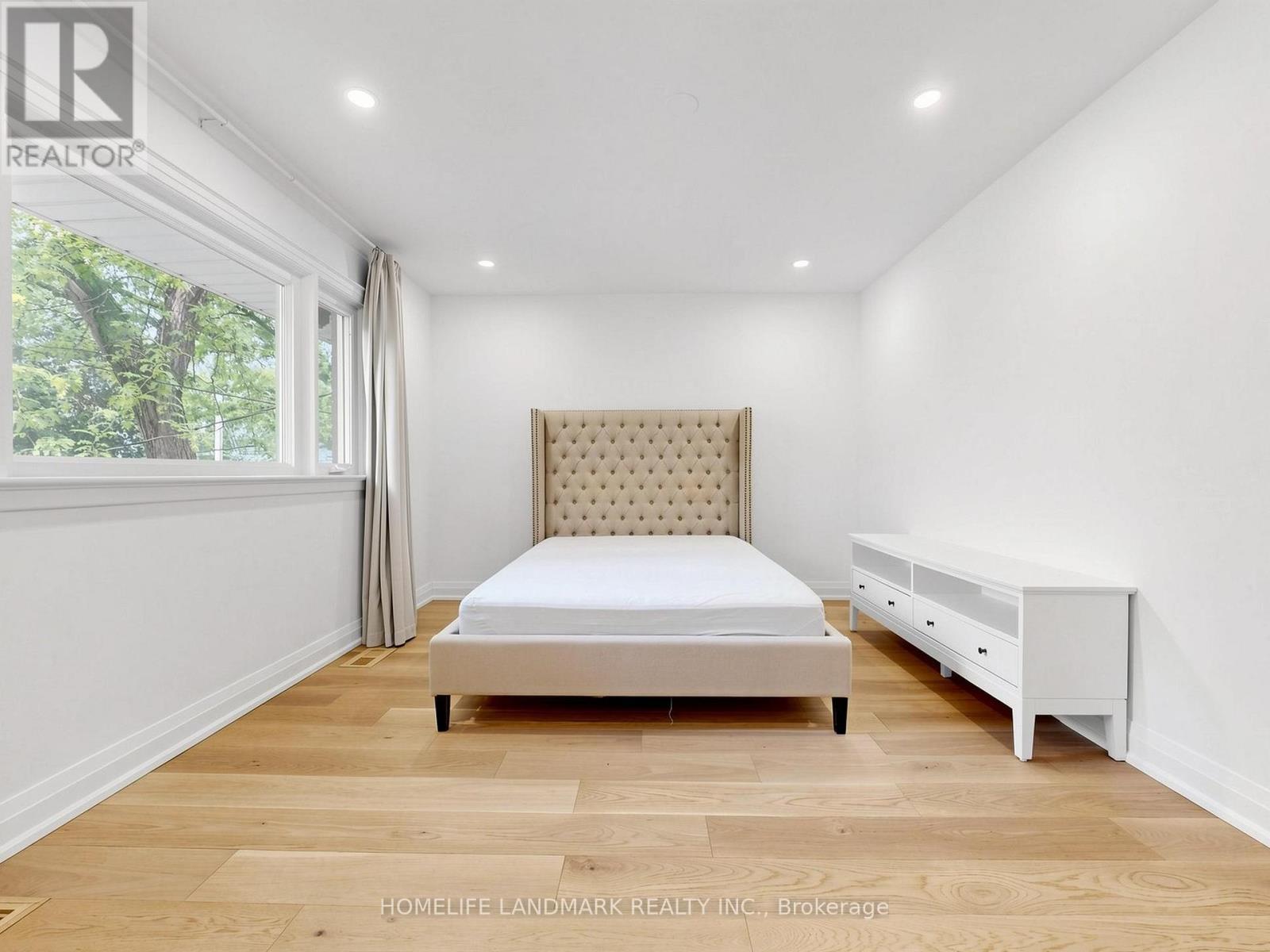 3275 Credit Heights Drive, Mississauga, ON