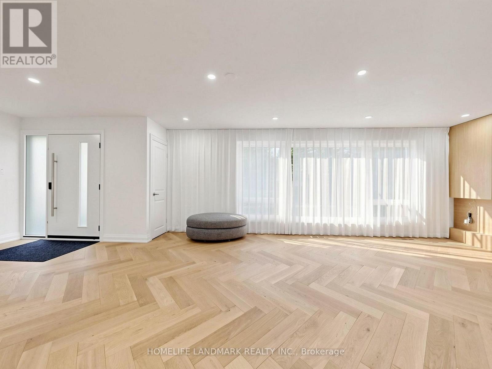 3275 Credit Heights Drive, Mississauga, ON