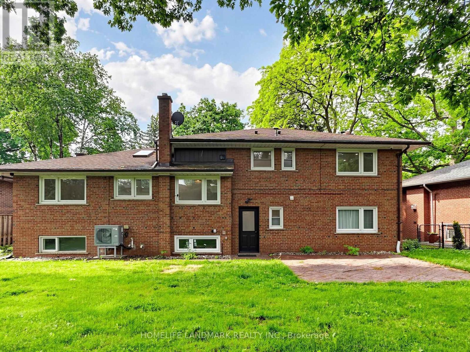 3275 Credit Heights Drive, Mississauga, ON