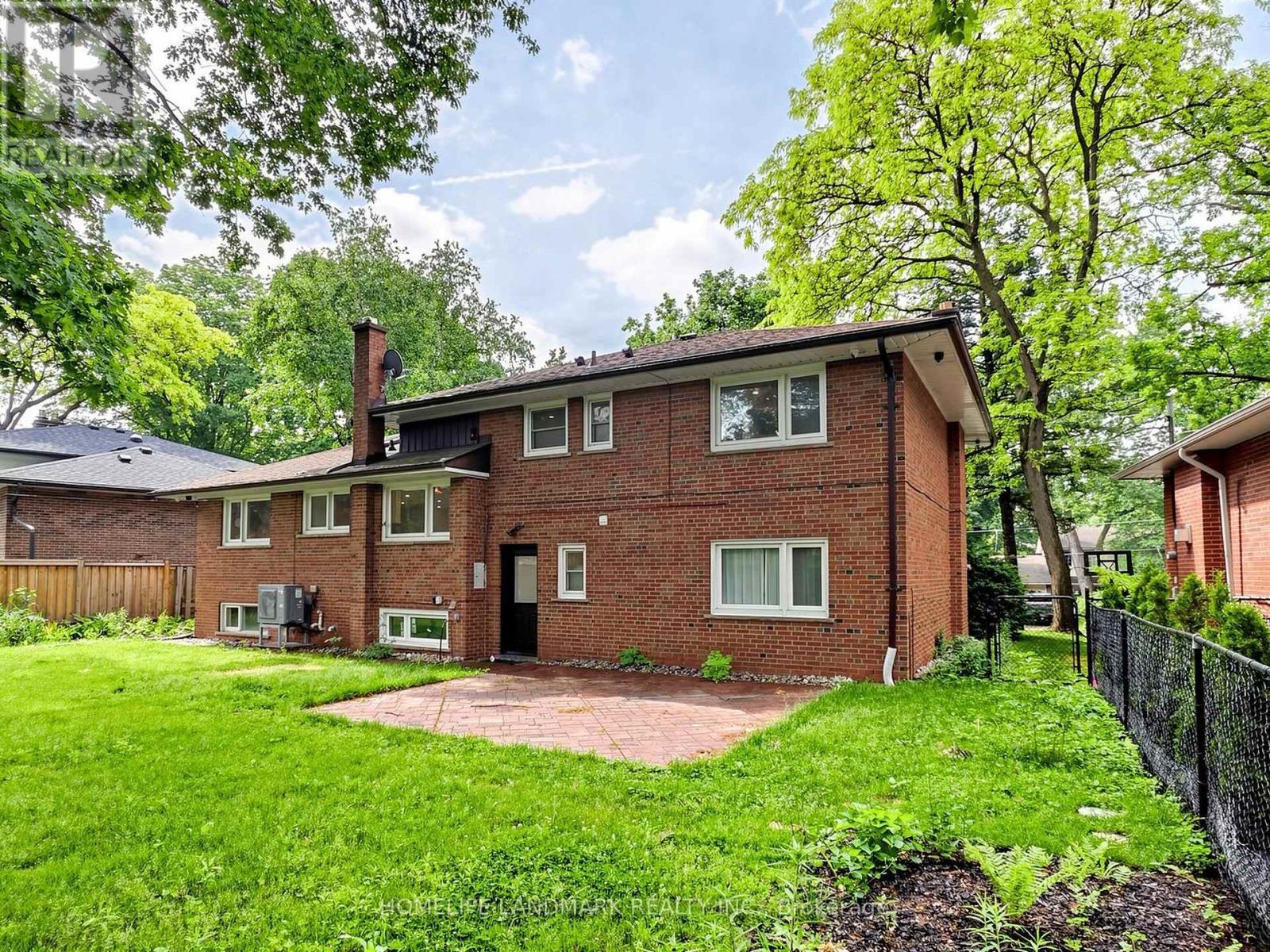 3275 Credit Heights Drive, Mississauga, ON