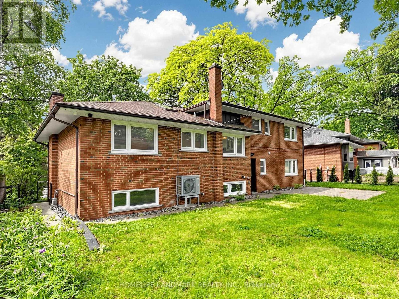 3275 Credit Heights Drive, Mississauga, ON