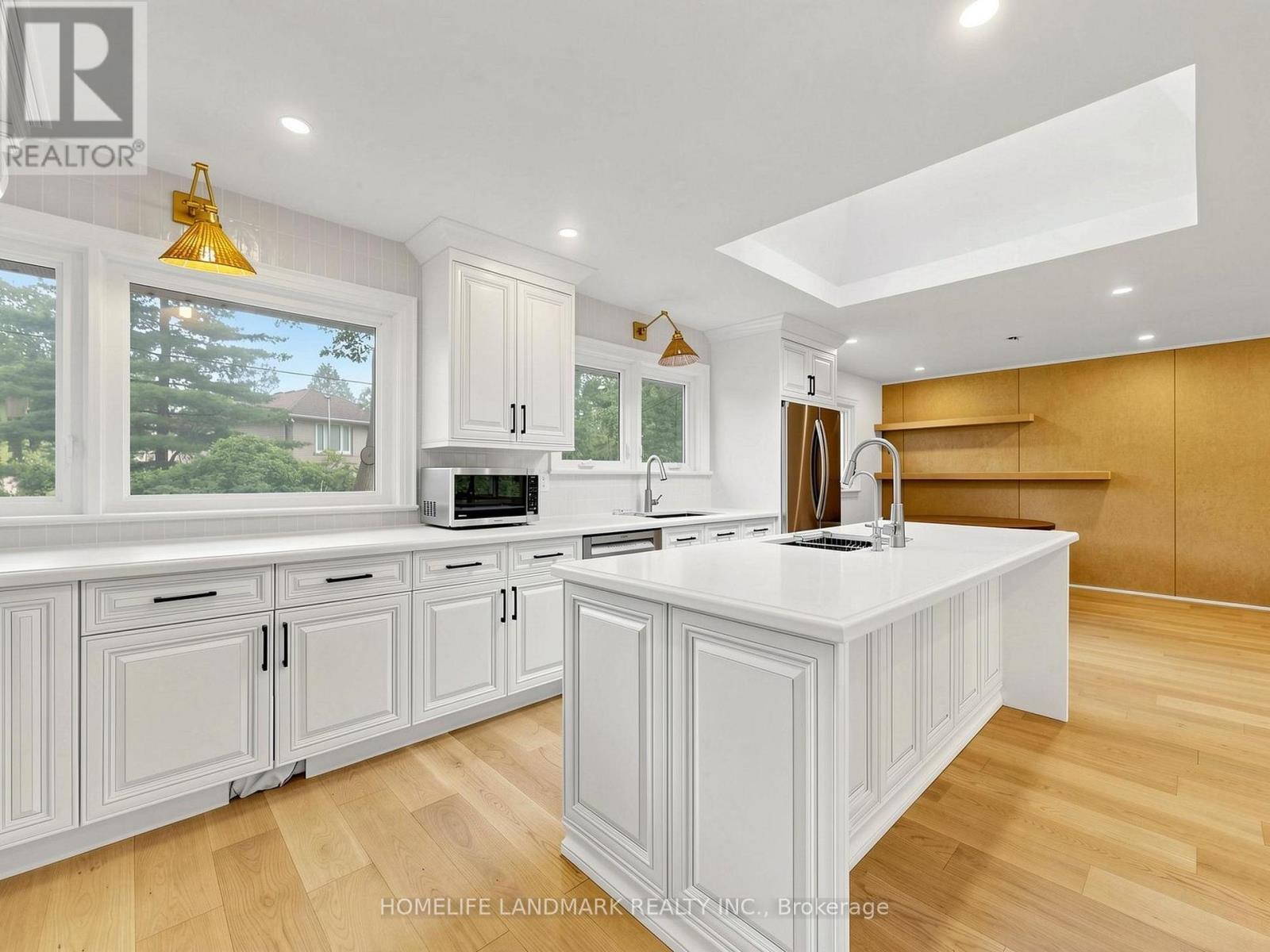 3275 Credit Heights Drive, Mississauga, ON