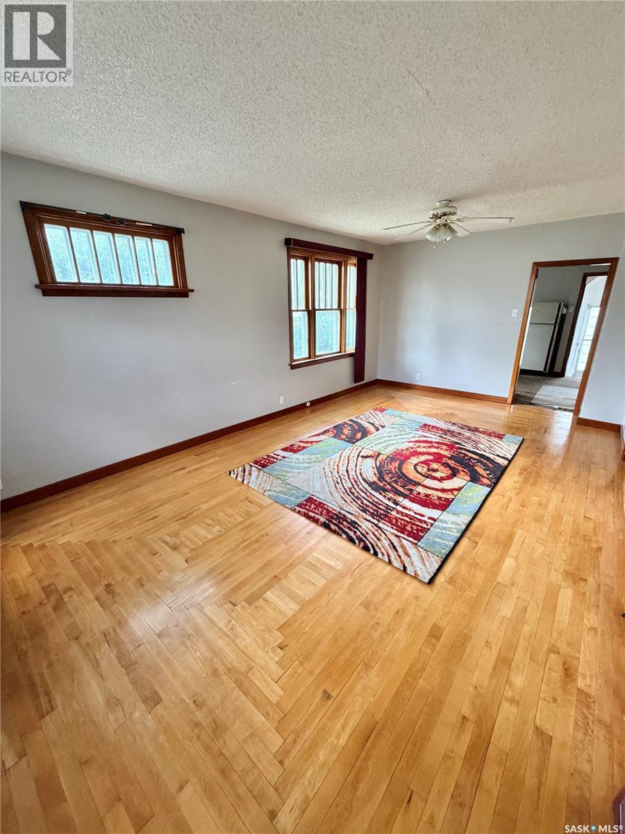 175 5Th Avenue Nw, Swift Current, SK