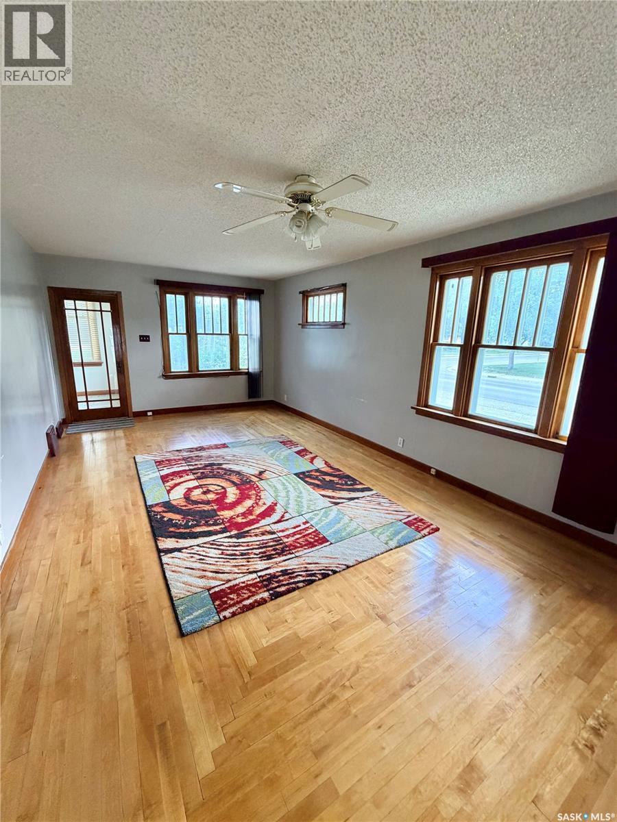 175 5Th Avenue Nw, Swift Current, SK