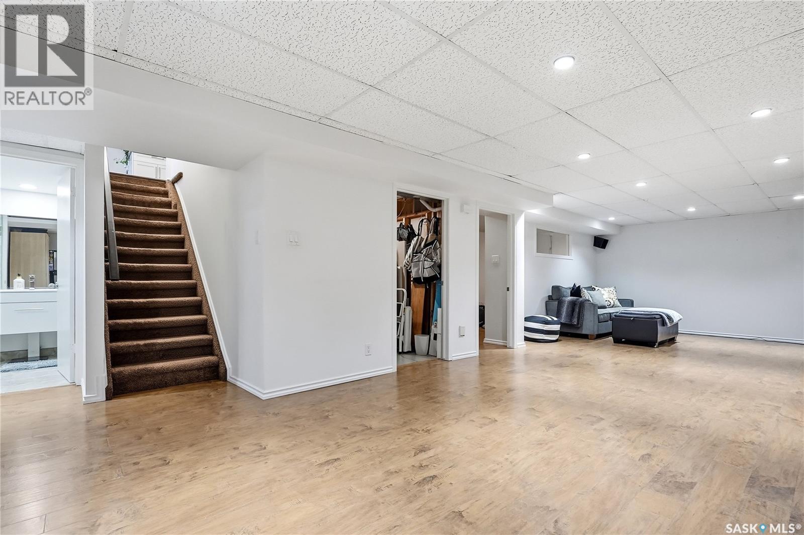 105 Sturgeon Drive, Saskatoon, SK