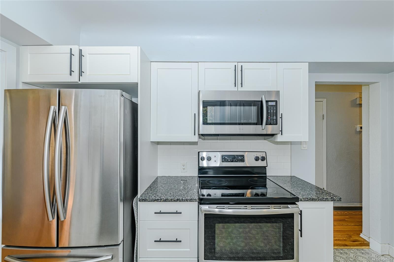 585 Baker St, Saanich, BC