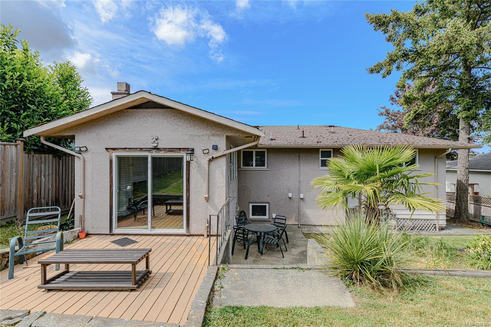 585 Baker St, Saanich, BC