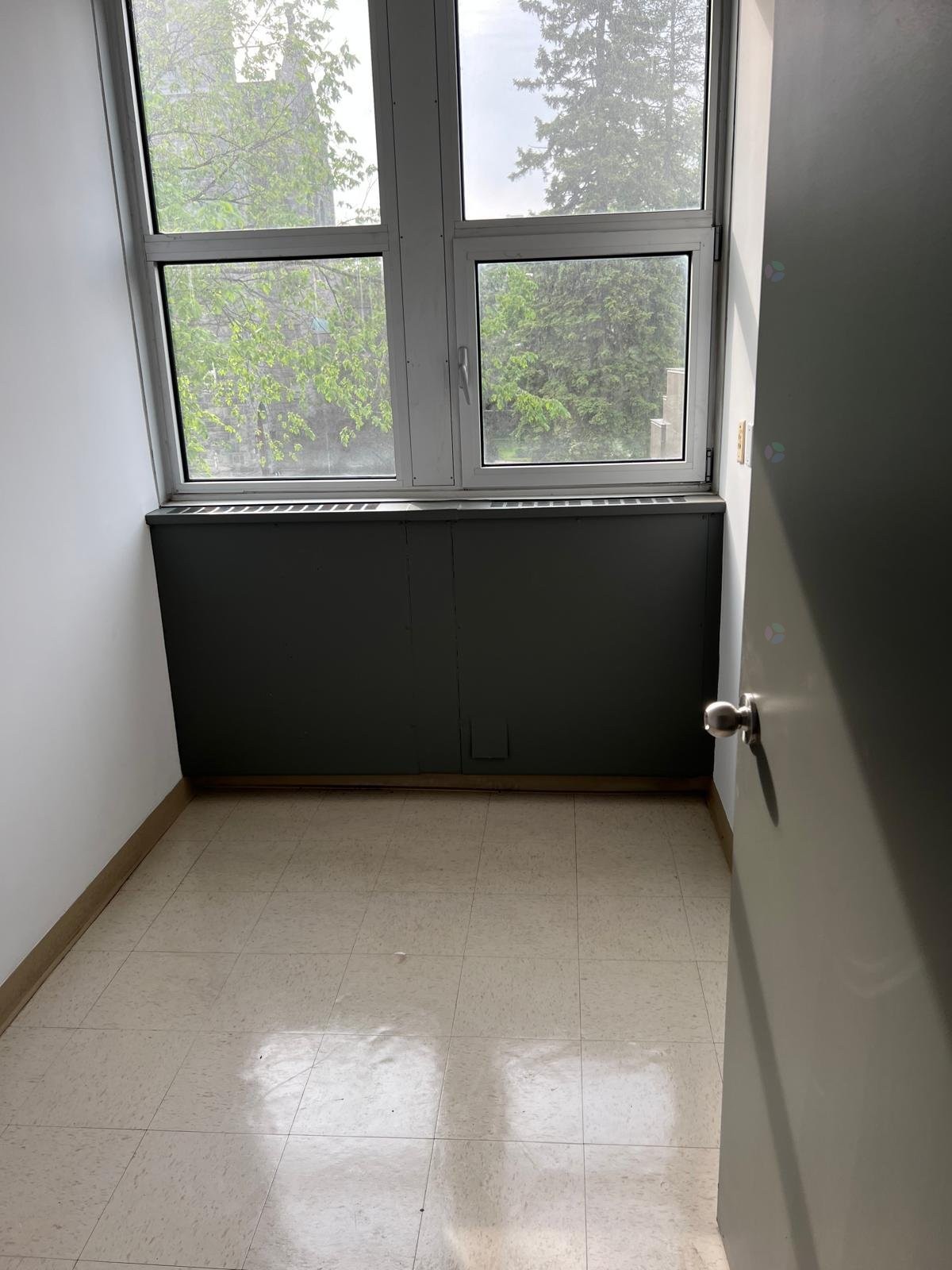 Bureau - 5300 Ch. De La Côte-Des-Neiges, Montréal (Côte-Des-Neiges/Notre-Dame-De-Grâce), QC