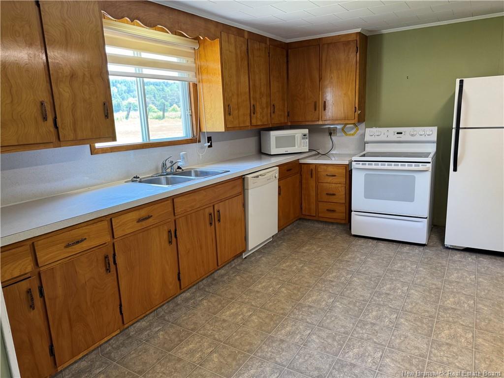 250 Main St, Bath, NB