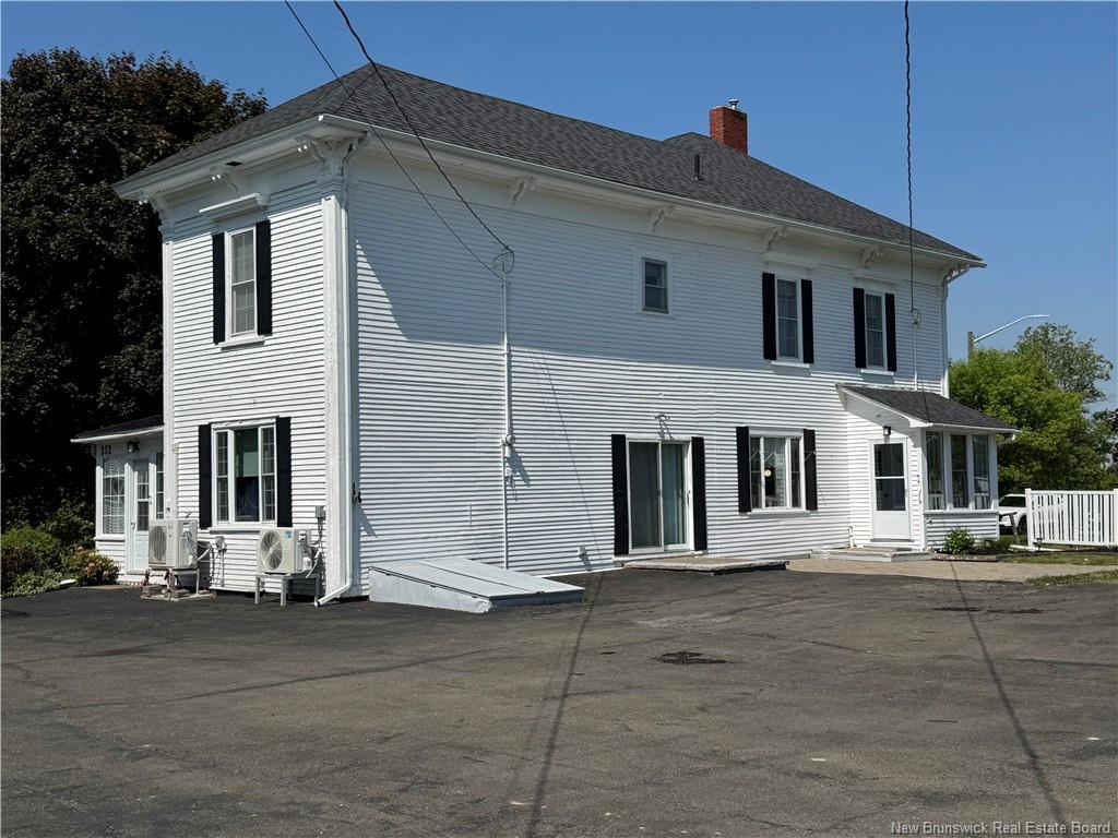 252 Main St, Bath, NB