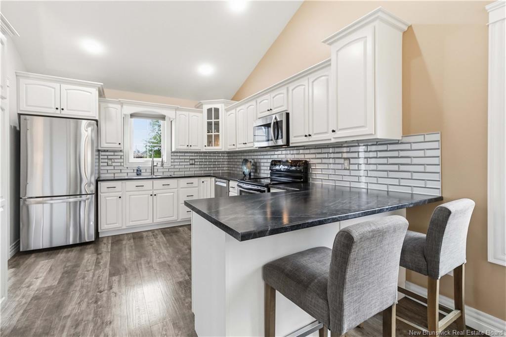 101 Chateau Dr, Moncton, NB