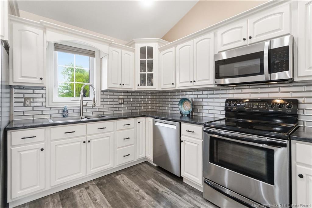 101 Chateau Dr, Moncton, NB