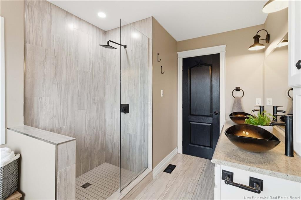 101 Chateau Dr, Moncton, NB