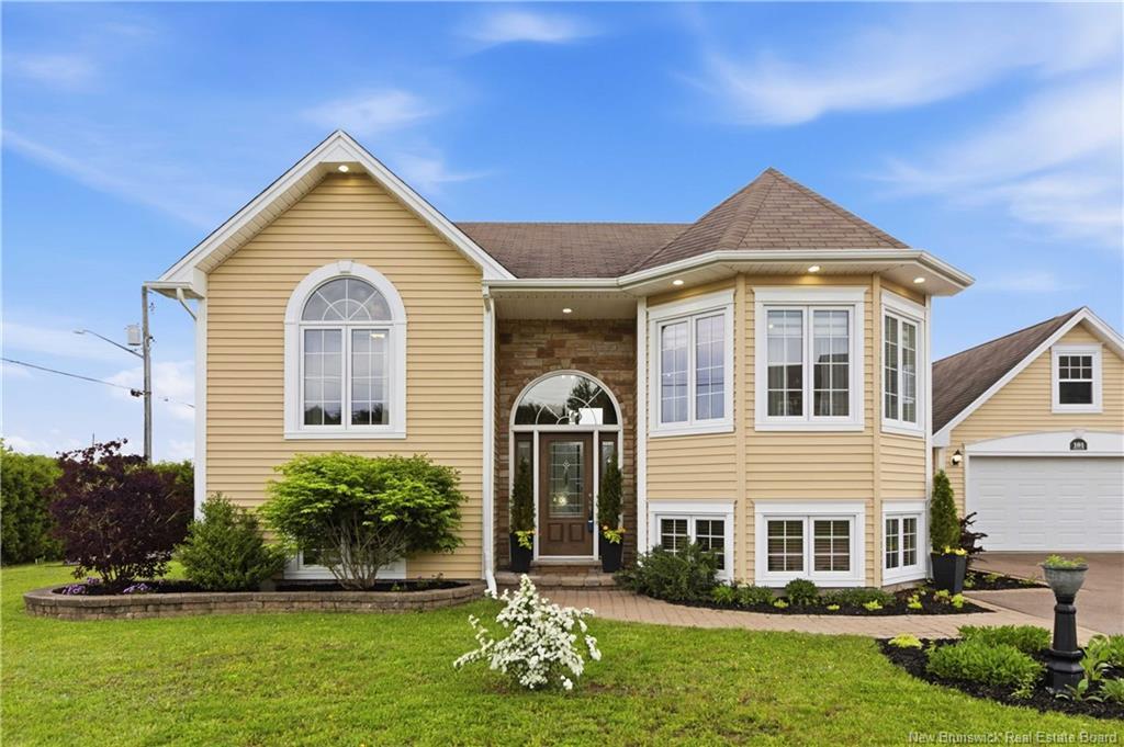 101 Chateau Dr, Moncton, NB