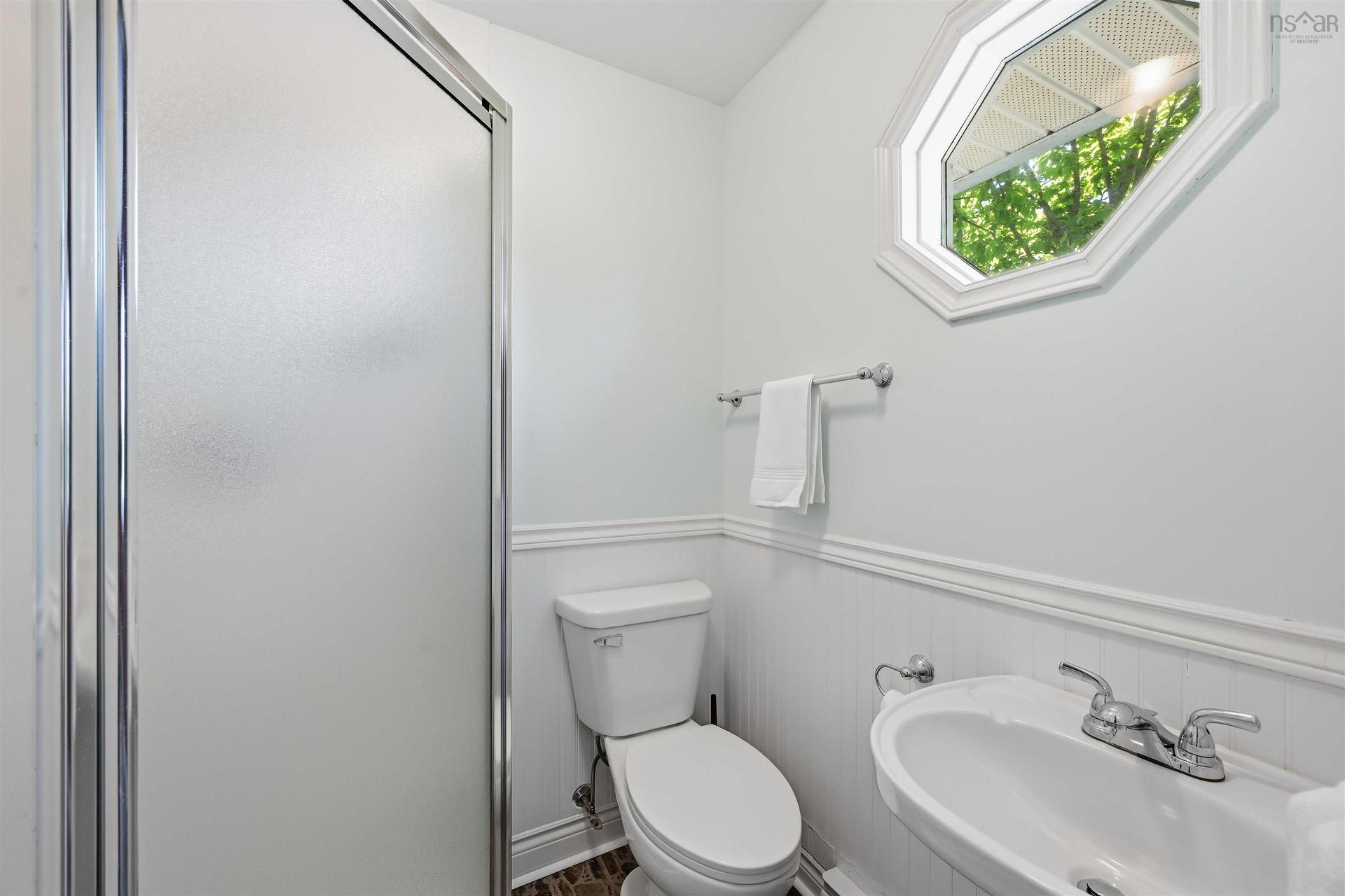 2 Berkley Brae, Dartmouth, NS