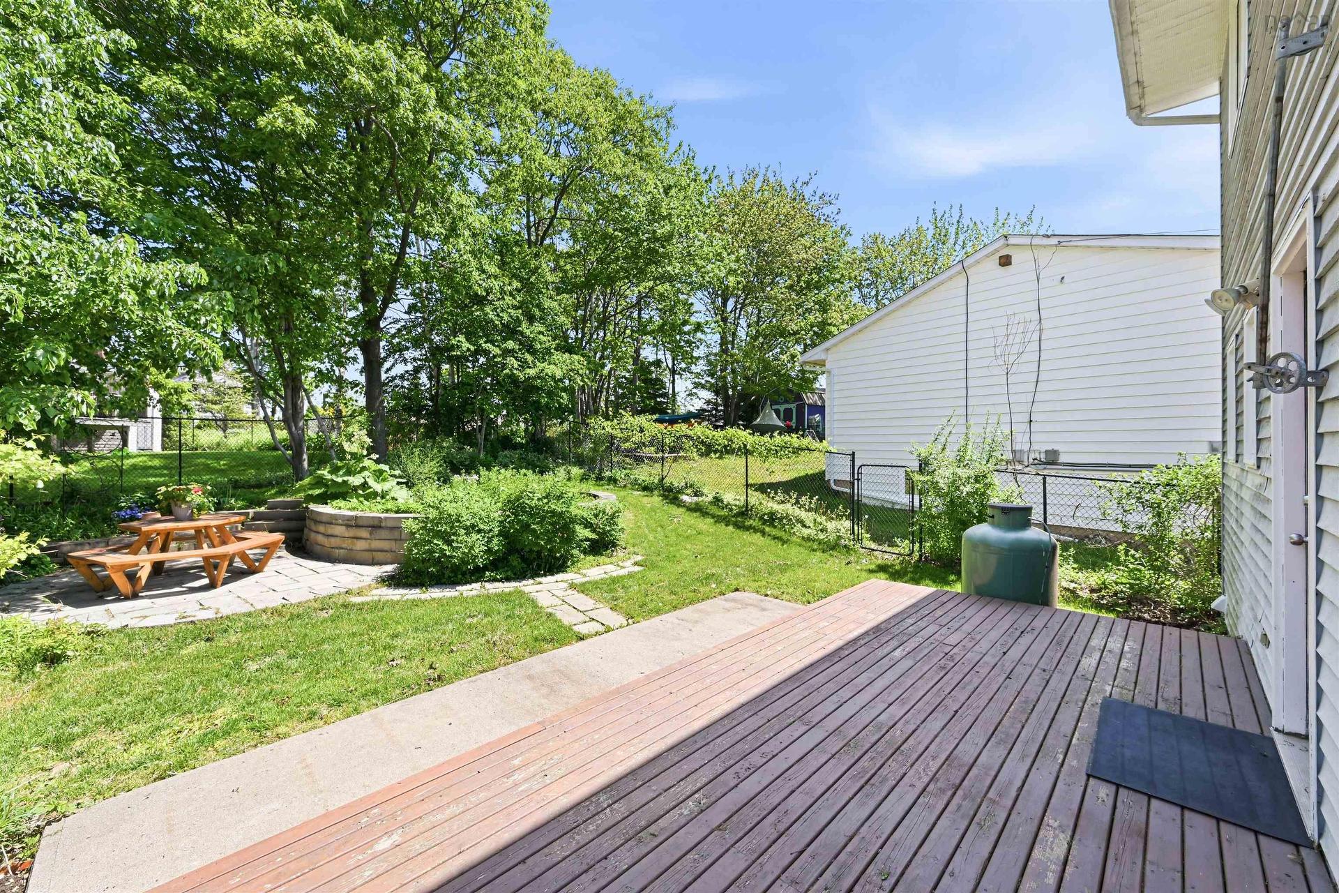 2 Berkley Brae, Dartmouth, NS
