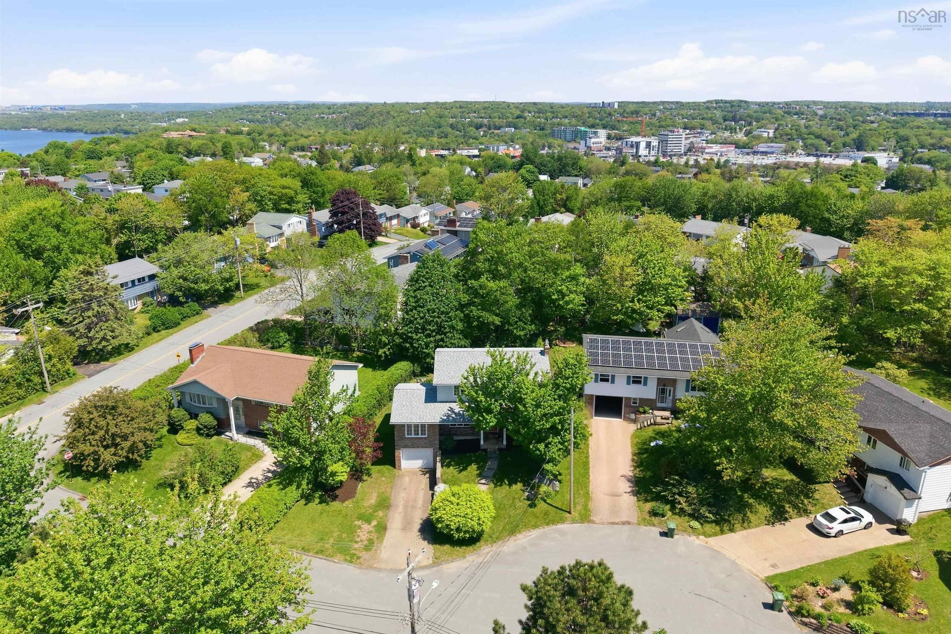 2 Berkley Brae, Dartmouth, NS