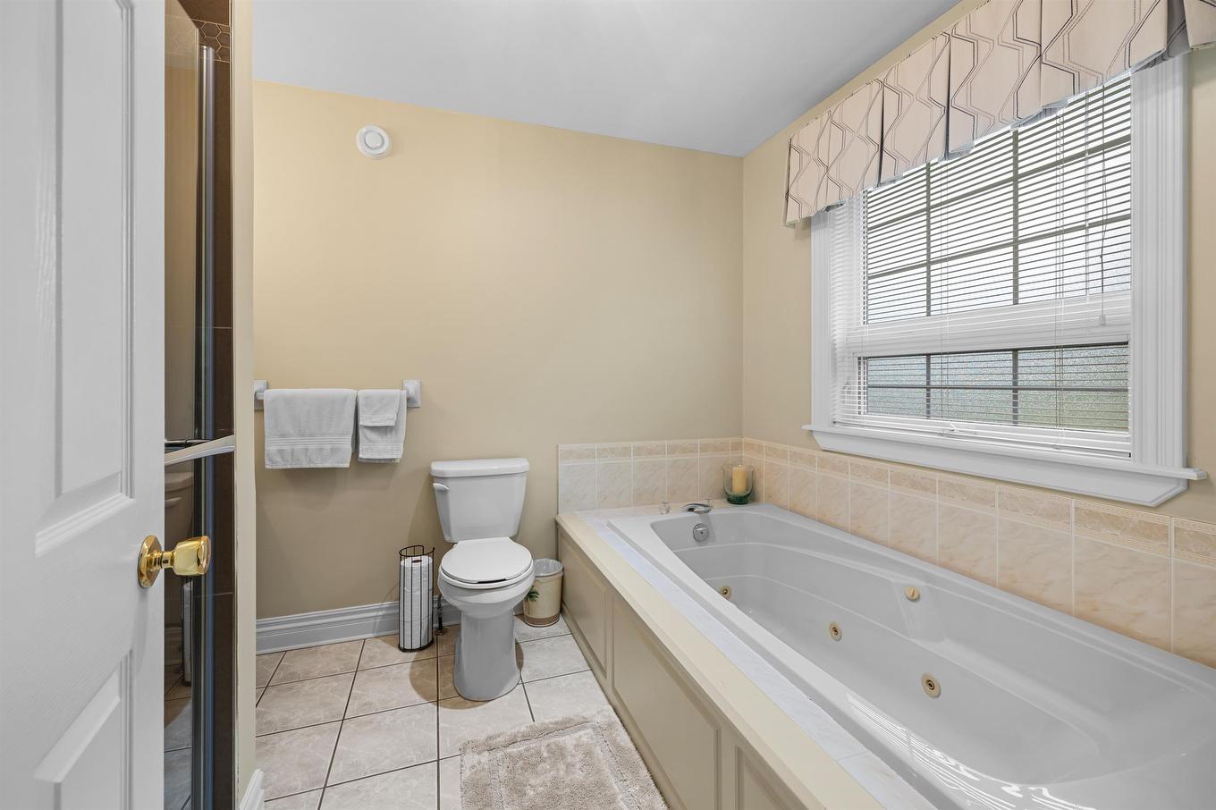 77 Parkside Drive, Charlottetown, PE