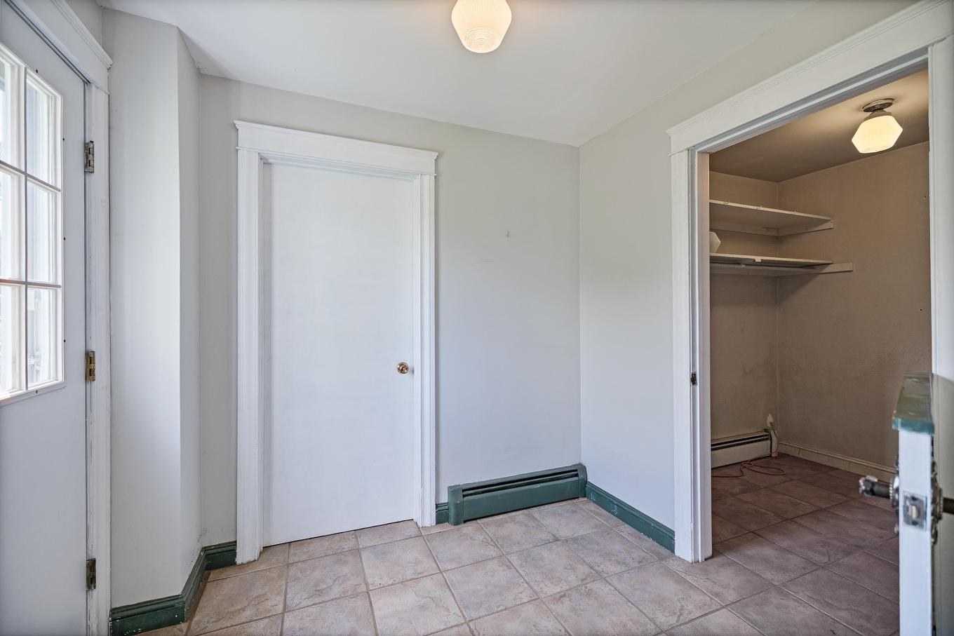 800 Main Street, Cornwall, PE