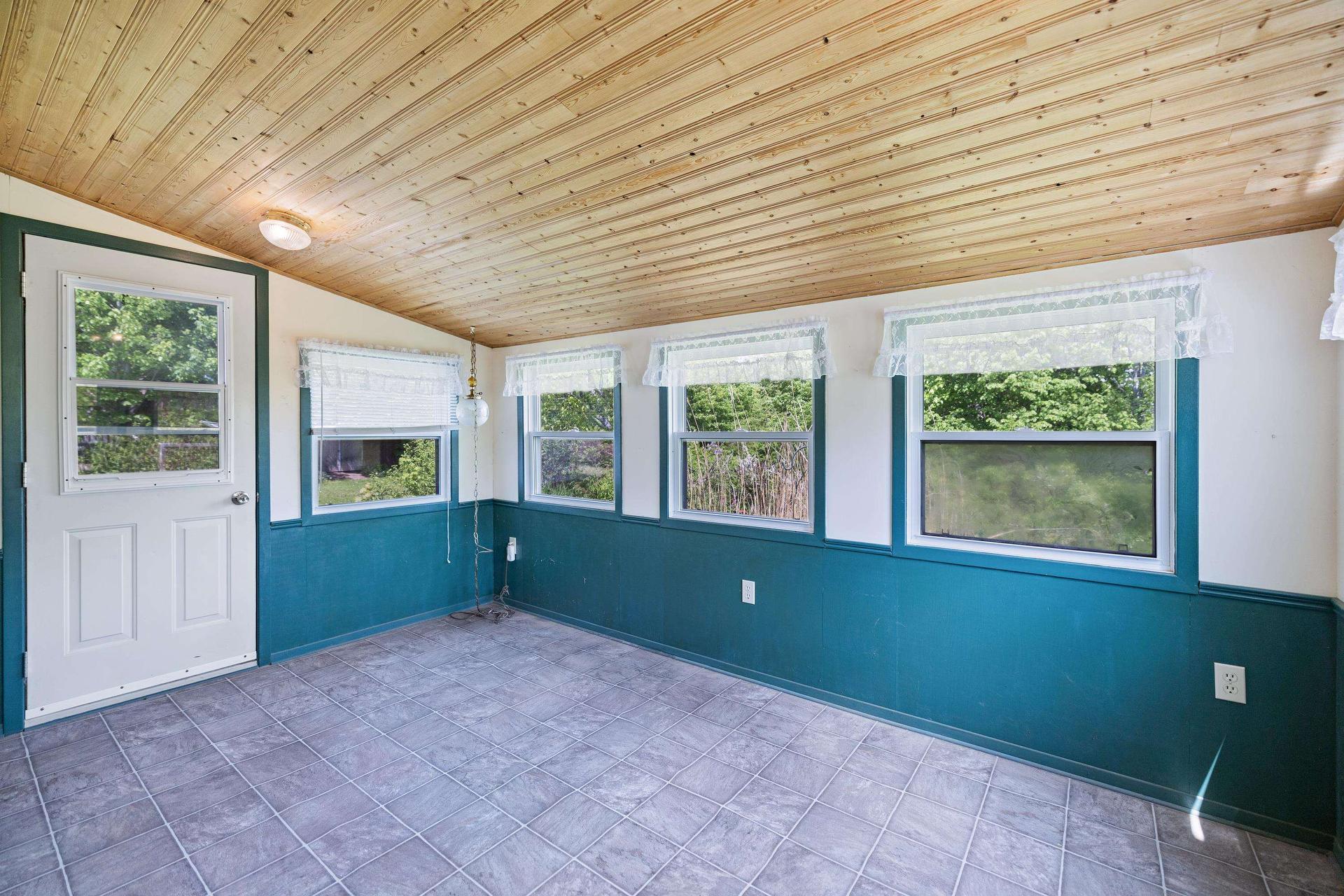 800 Main Street, Cornwall, PE
