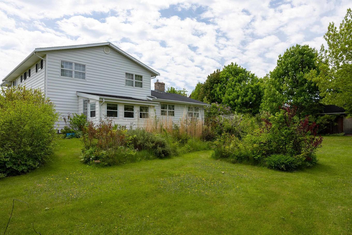 800 Main Street, Cornwall, PE