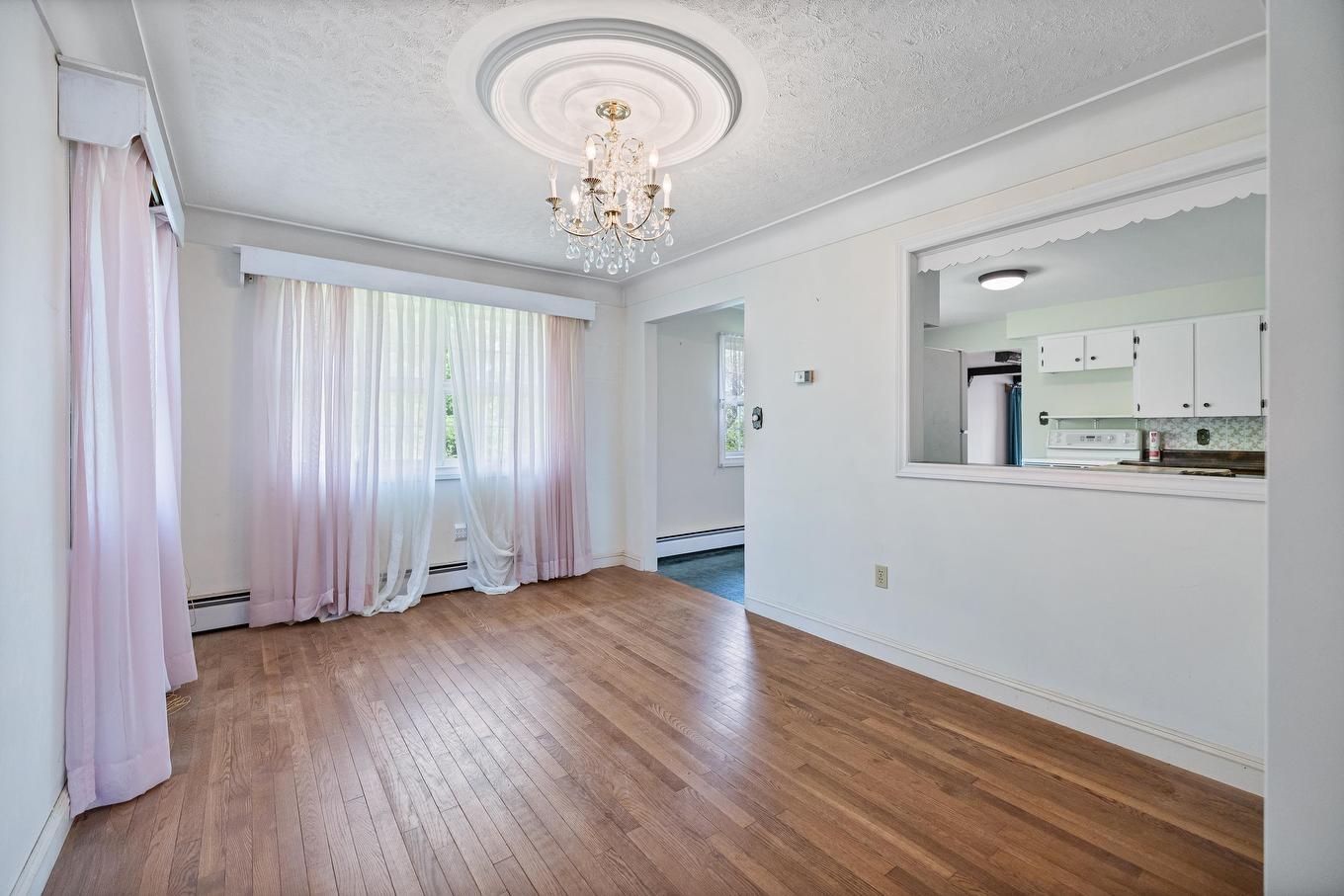 800 Main Street, Cornwall, PE