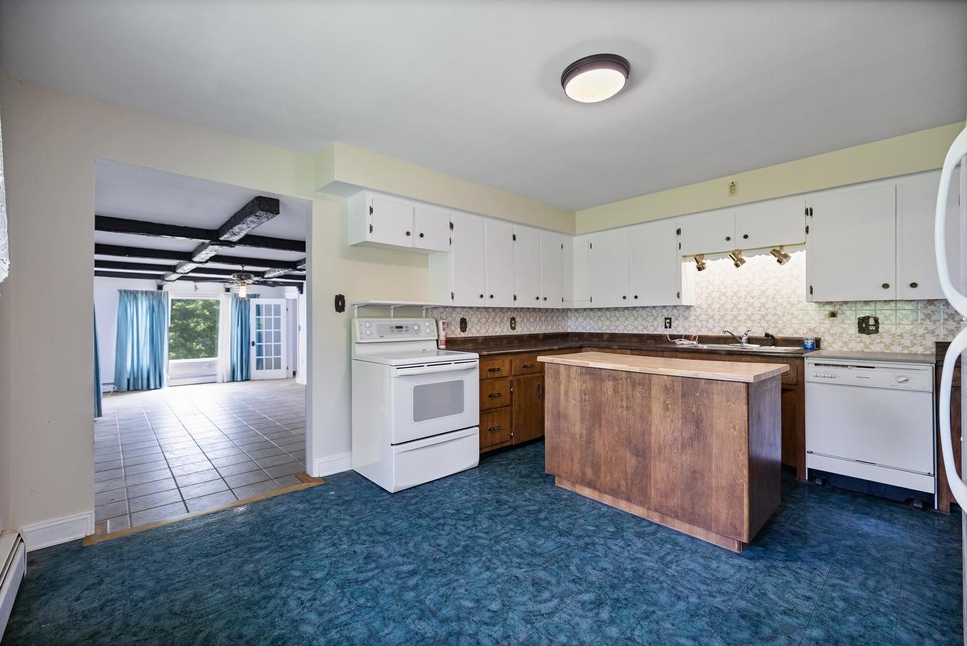 800 Main Street, Cornwall, PE