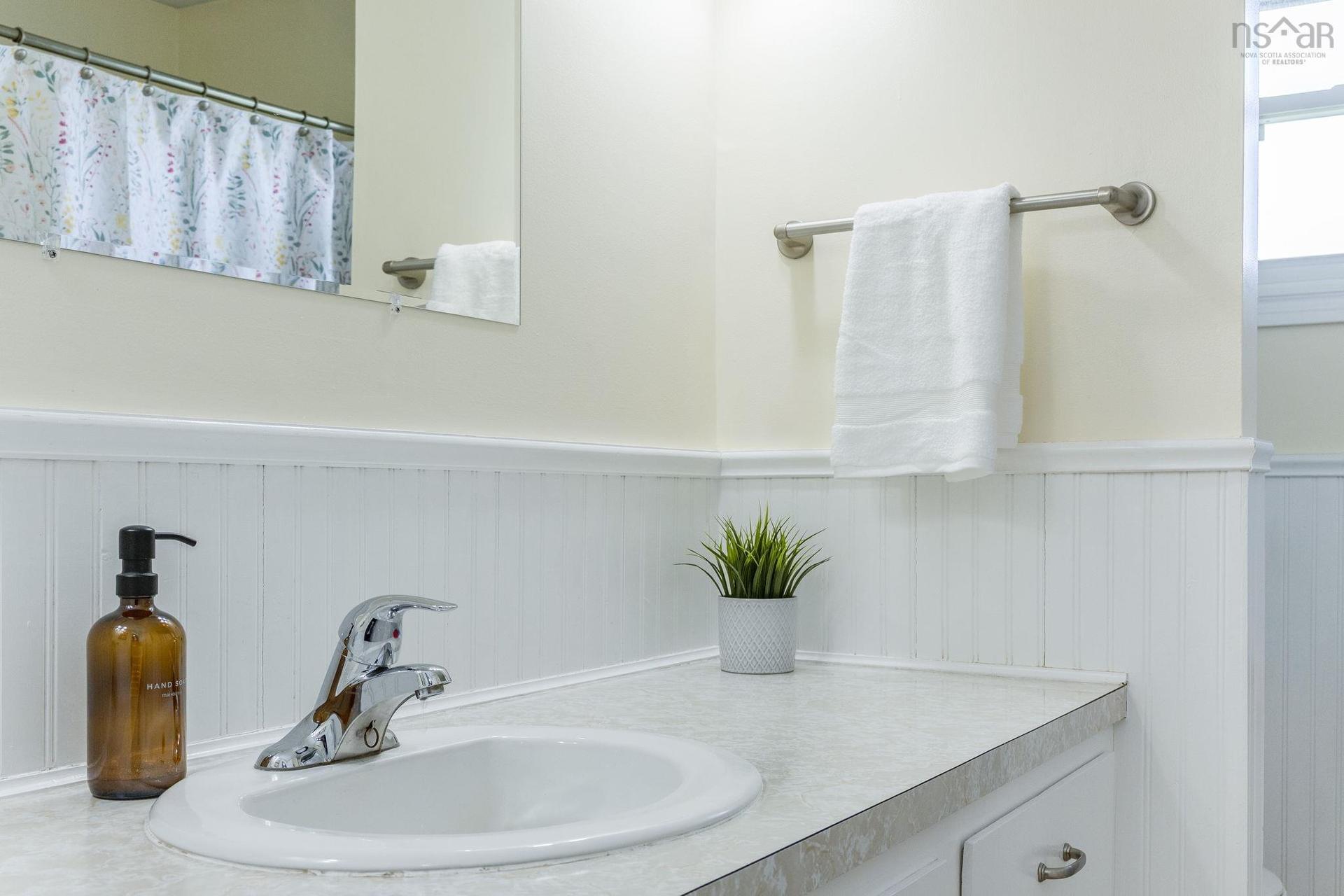 48 Rogers Road, Scots Bay, NS