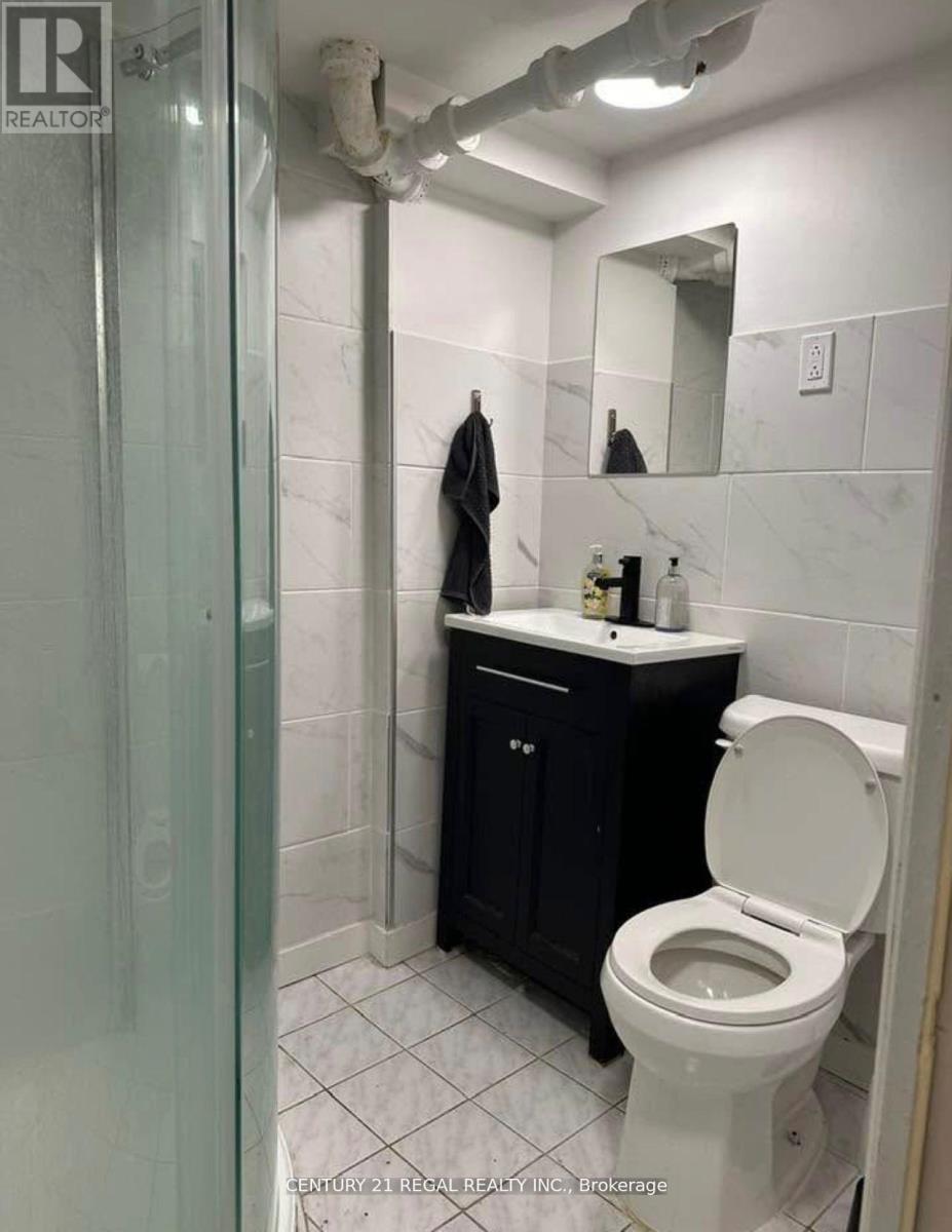 34 Dalewood Avenue, Hamilton, ON