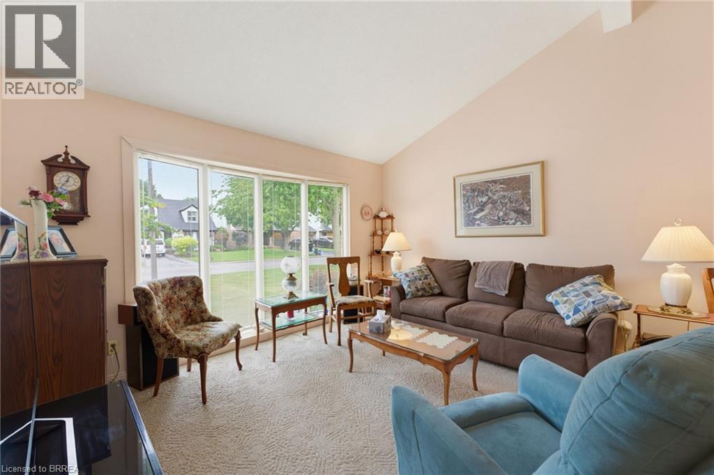391 Knightsbridge Crescent, Ancaster, ON