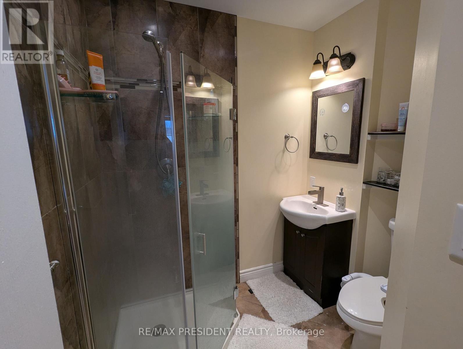 2563 Whittaker Drive, Burlington, ON