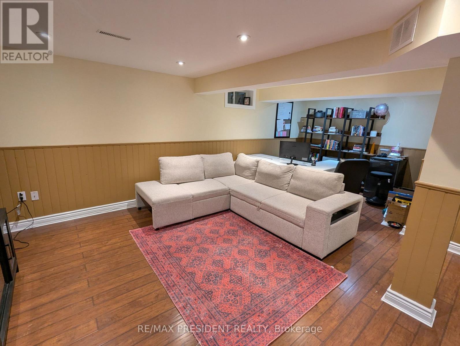 2563 Whittaker Drive, Burlington, ON