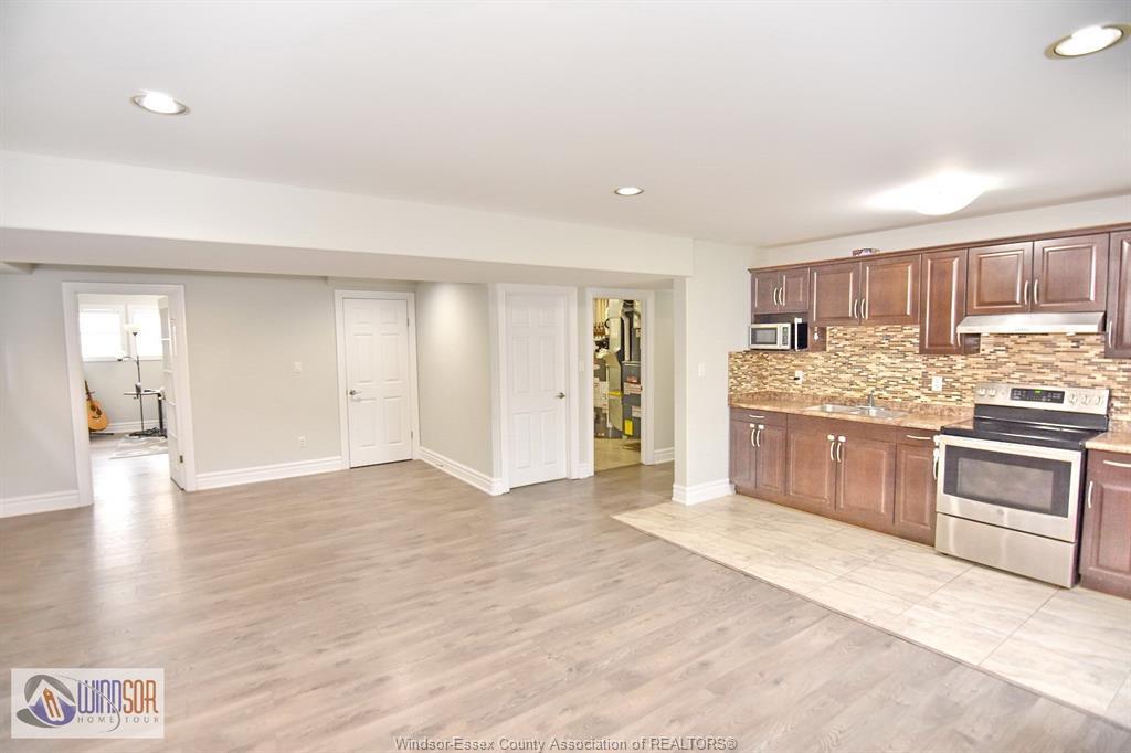 4759 Periwinkle Crescent, Windsor, ON