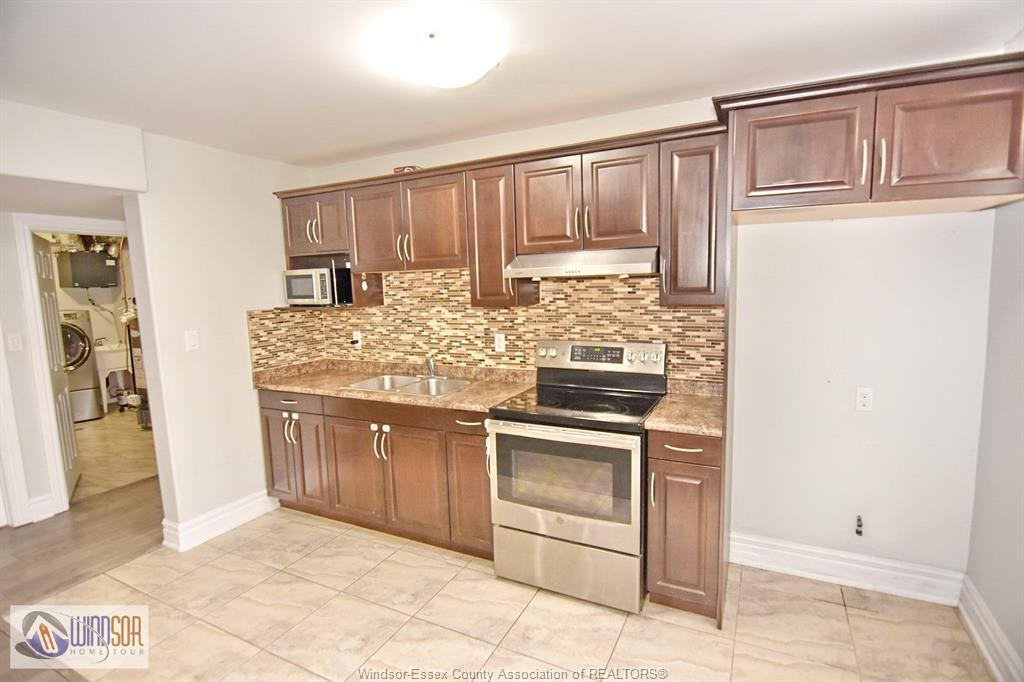 4759 Periwinkle Crescent, Windsor, ON