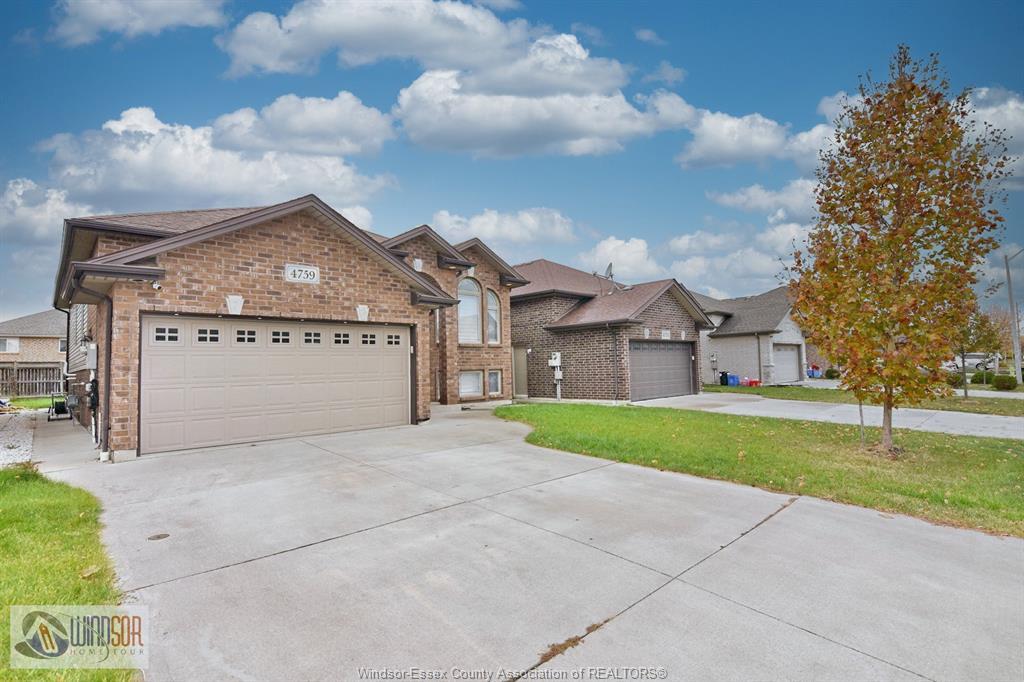 4759 Periwinkle Crescent, Windsor, ON