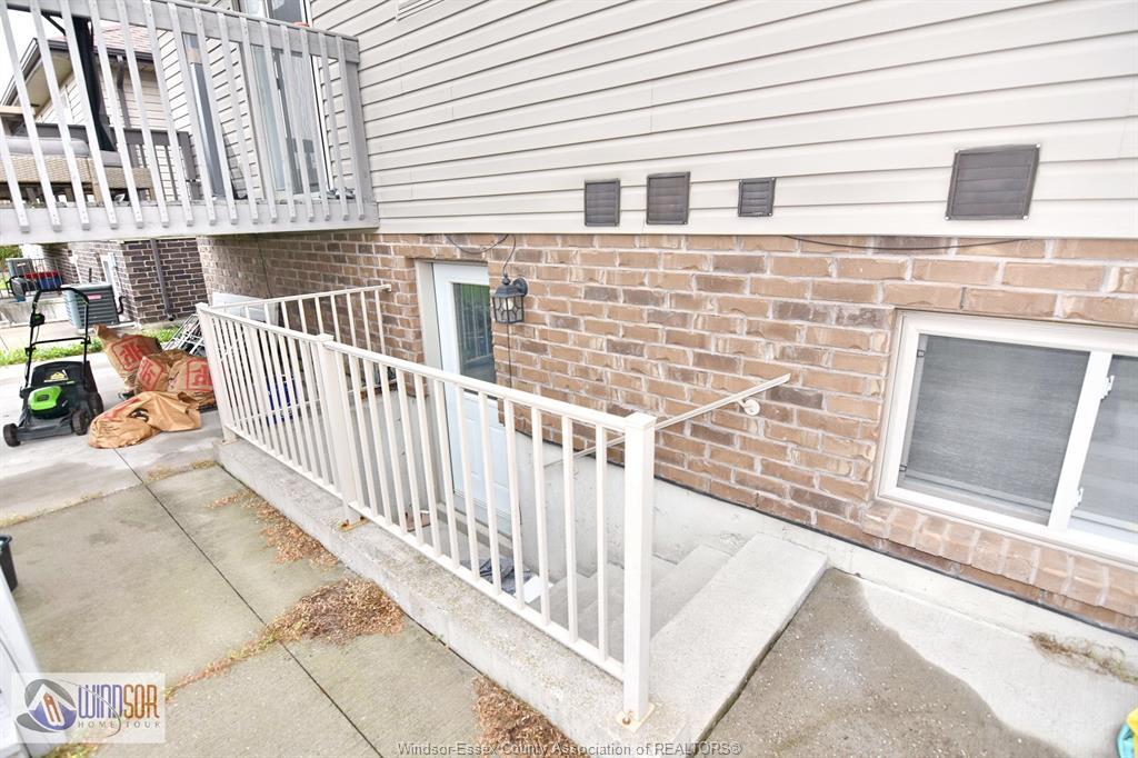 4759 Periwinkle Crescent, Windsor, ON