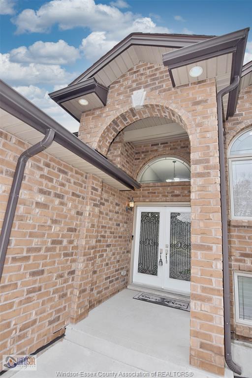 4759 Periwinkle Crescent, Windsor, ON