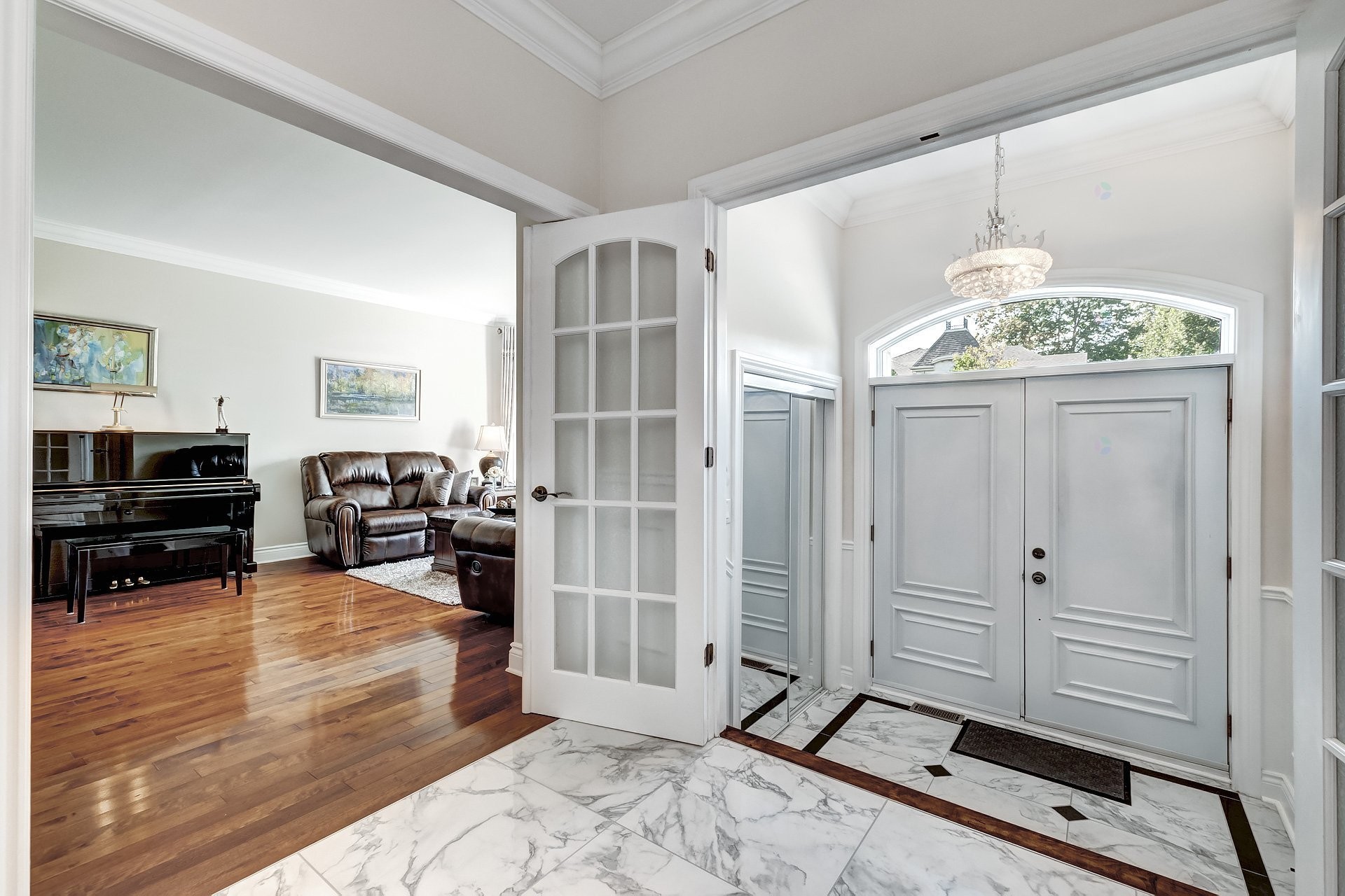 Mud Room - 425 Av. Des Crécerelles, Beaconsfield, QC