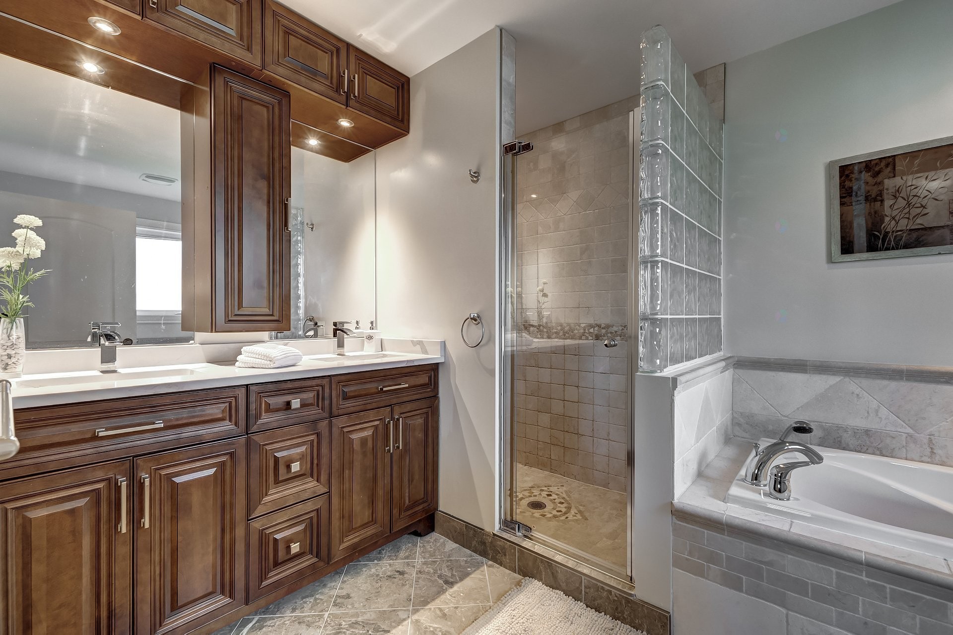 Master Bathroom - 425 Av. Des Crécerelles, Beaconsfield, QC