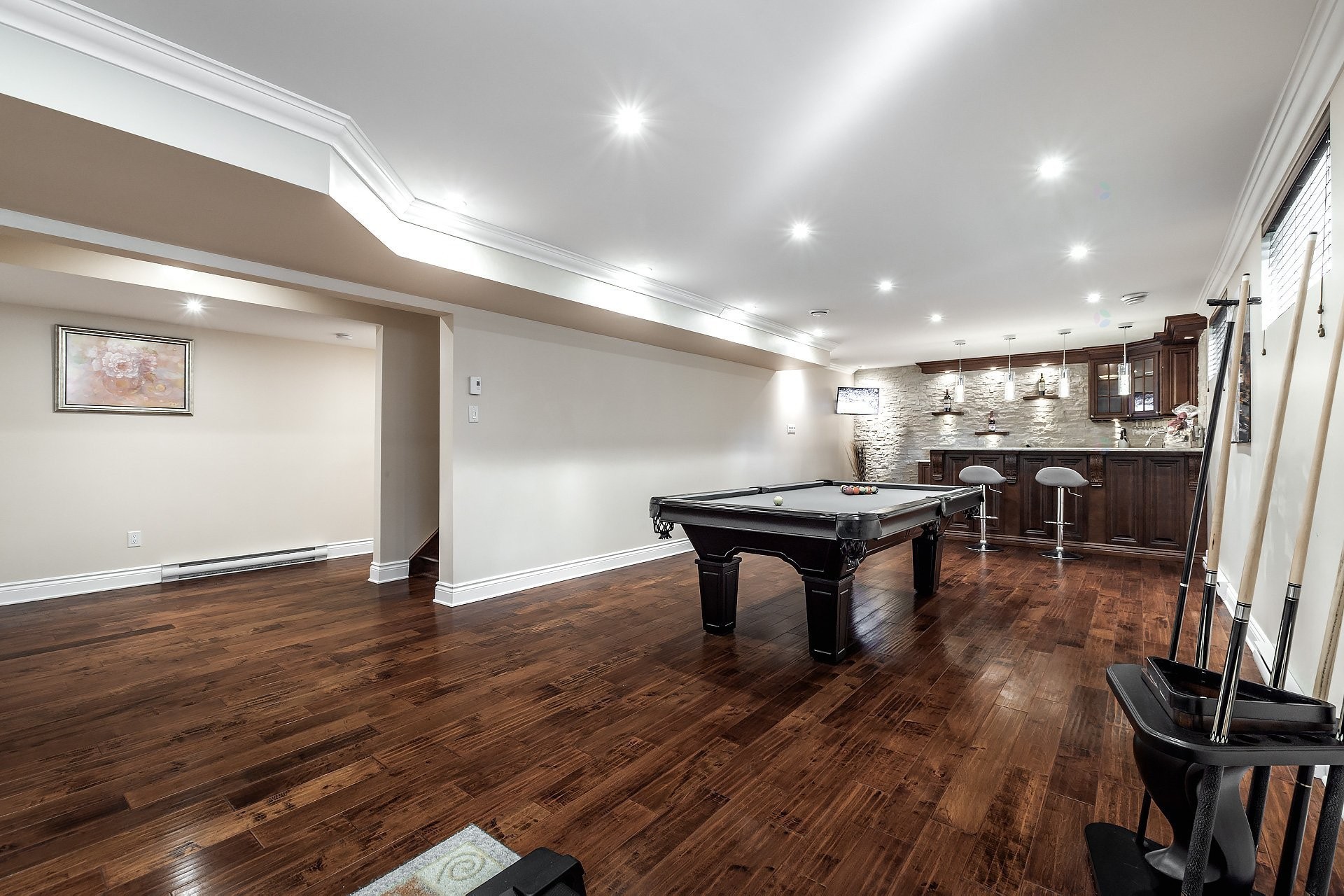 Game Room - 425 Av. Des Crécerelles, Beaconsfield, QC