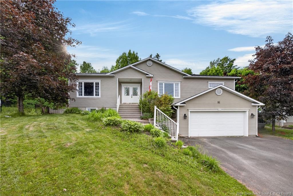 91 Maclean Crt, Fredericton, NB