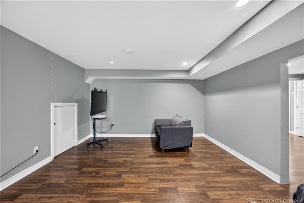 91 Maclean Crt, Fredericton, NB