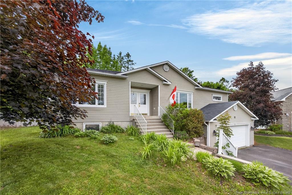 91 Maclean Crt, Fredericton, NB