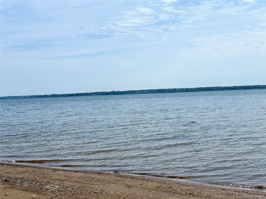 1530 Rue Chatillon, Maisonnette, NB